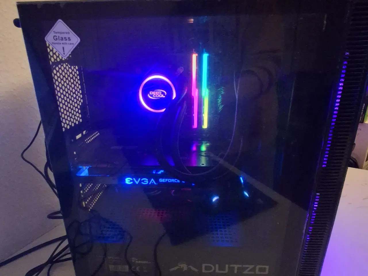 Billede 3 - Gaming computer + Tilbehør