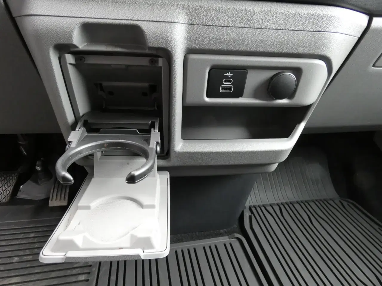 Billede 17 - Ford Tourneo Custom 320 L2H1 2,0 EcoBlue Titanium 170HK 8g Aut.