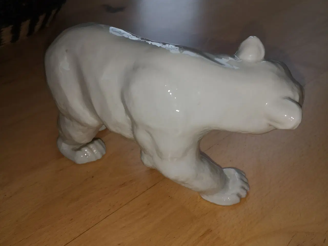 Billede 3 - Figur Lyngby isbjørn 