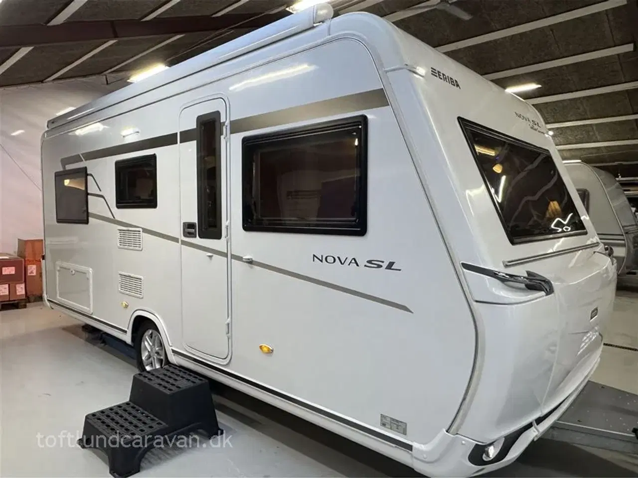 Billede 15 - Hymer Eriba Nova 495 SL LUKSUSVOGN, Enkeltsenge.