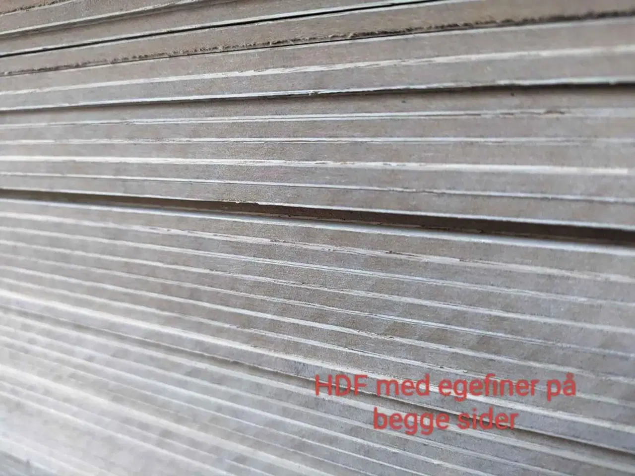 Billede 2 - 4mm HDF med egefiner