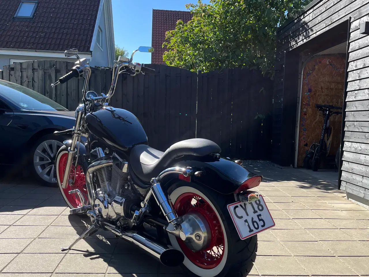 Billede 1 - Suzuki Intruder vs 1400
