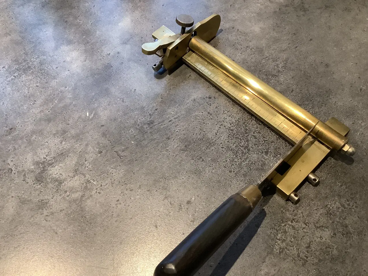 Billede 1 - Remskærer LÆDER i messing 200 mm