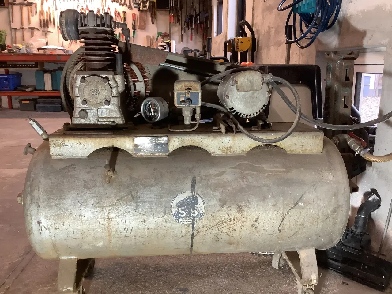 Billede 2 - Stenhøj kompressor 