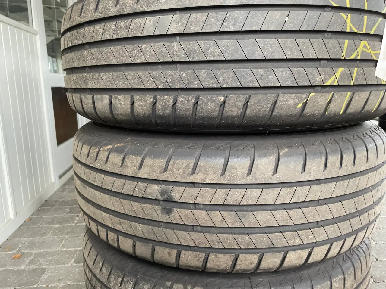 Billede 4 - 17 Ford Kuga Plug-in 225/65r17 Ref.P23 sommer