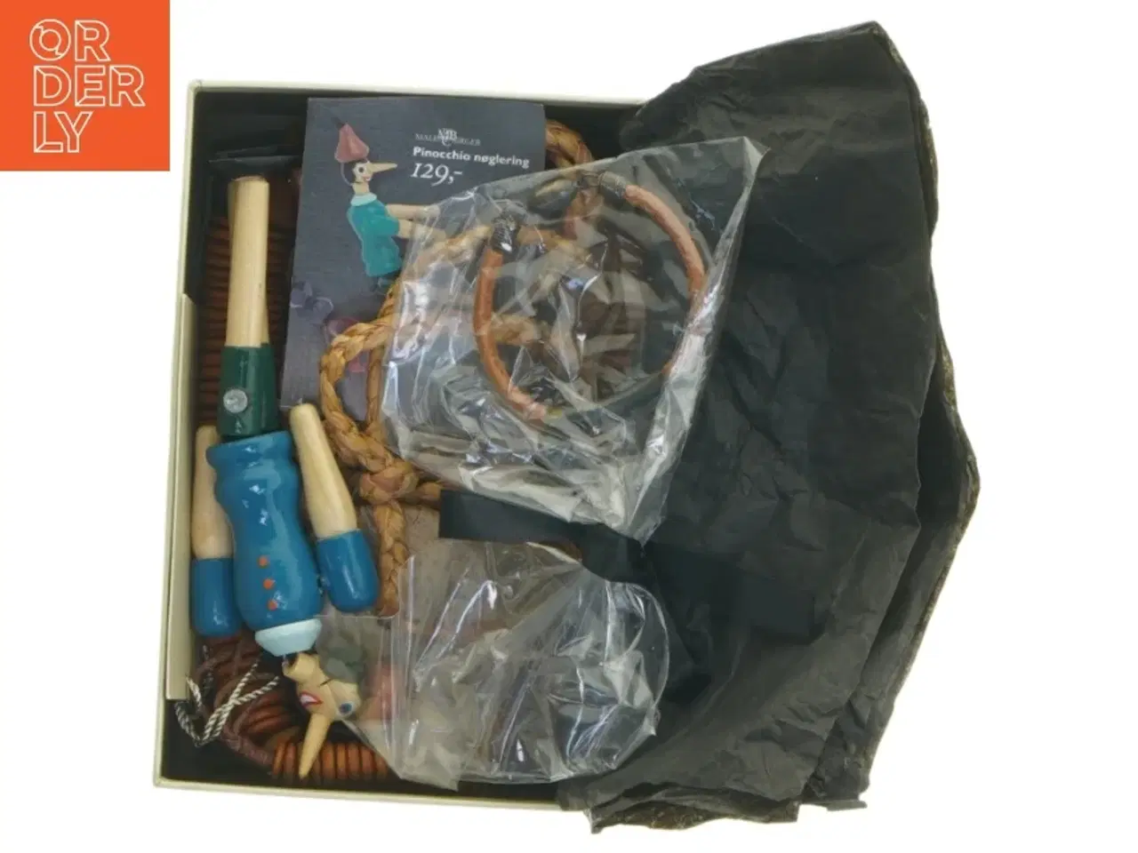 Billede 2 - Smykkesæt (str. 16x12x6 cm)