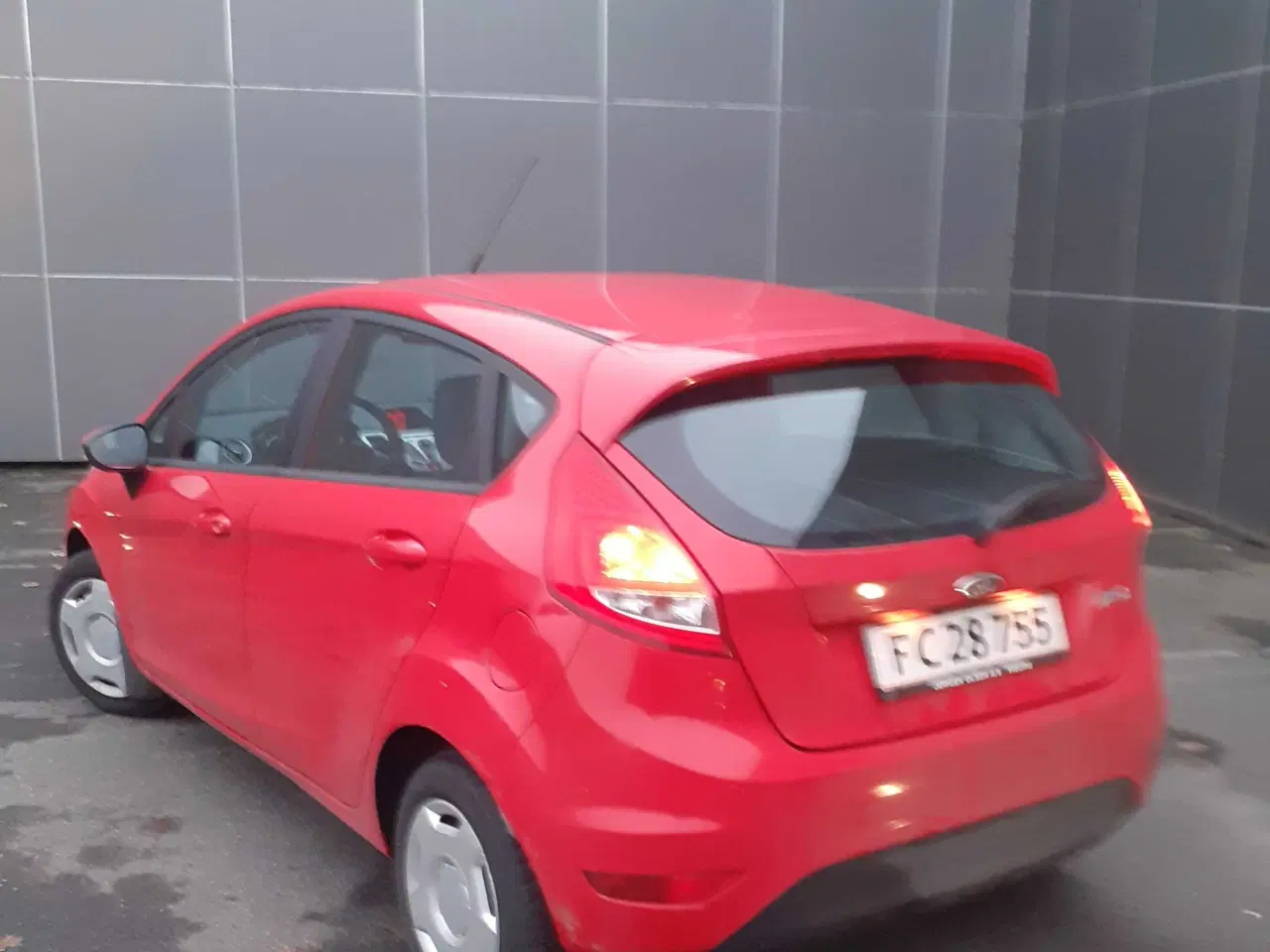 Billede 3 - Flot Ford Fiesta 1.2.Benzin.Årg.2012..