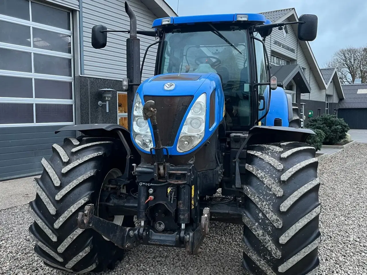 Billede 9 - New Holland T7030 Med frontlift og frontPTO