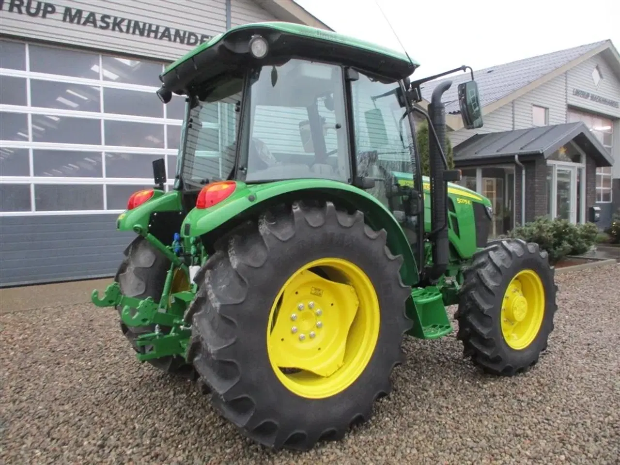 Billede 21 - John Deere 5075E  med koblings frit vendergear ved rattet og 40kmt gearkasse