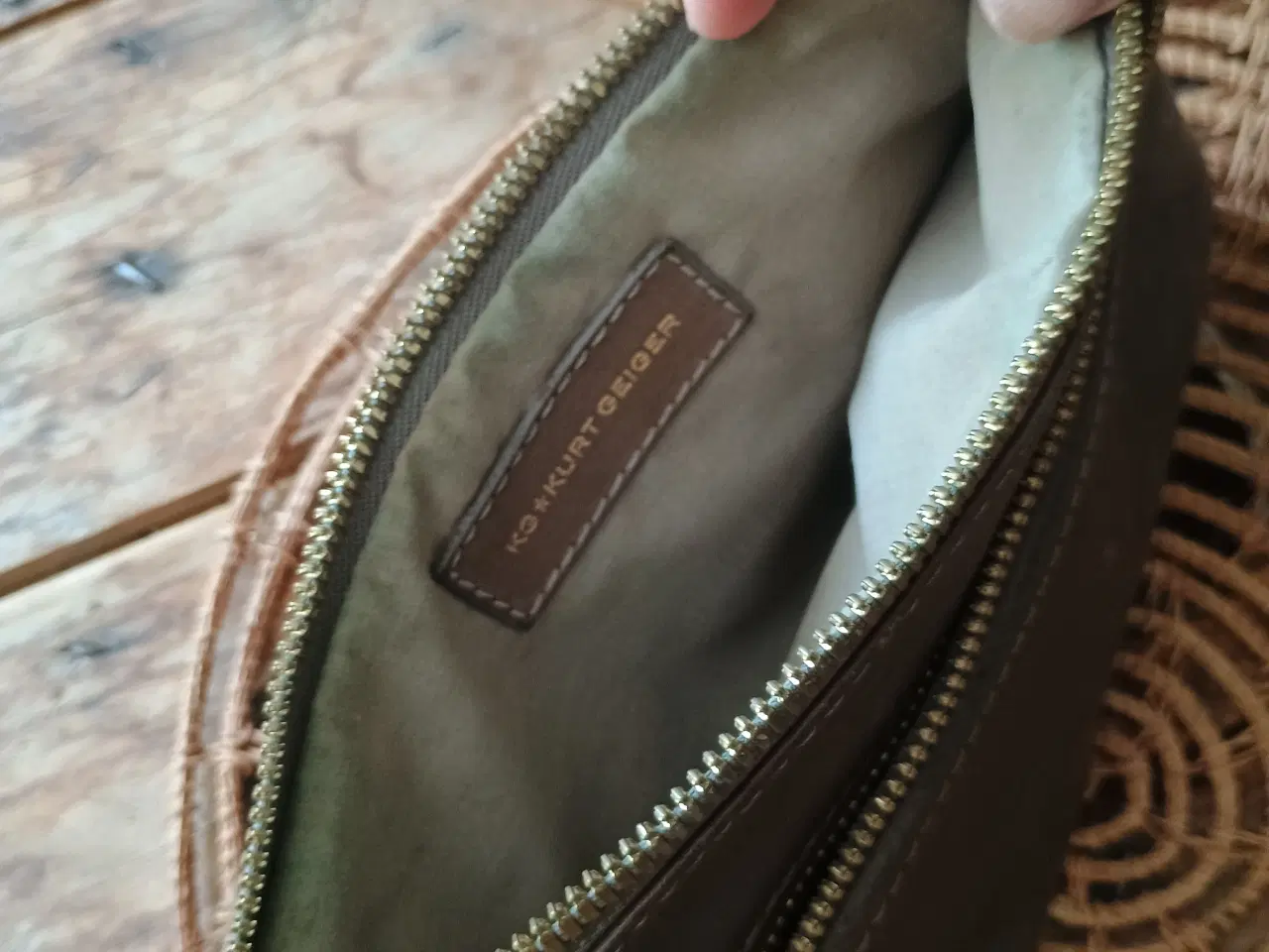 Billede 3 - Kurt Geiger clutch med håndledsrem