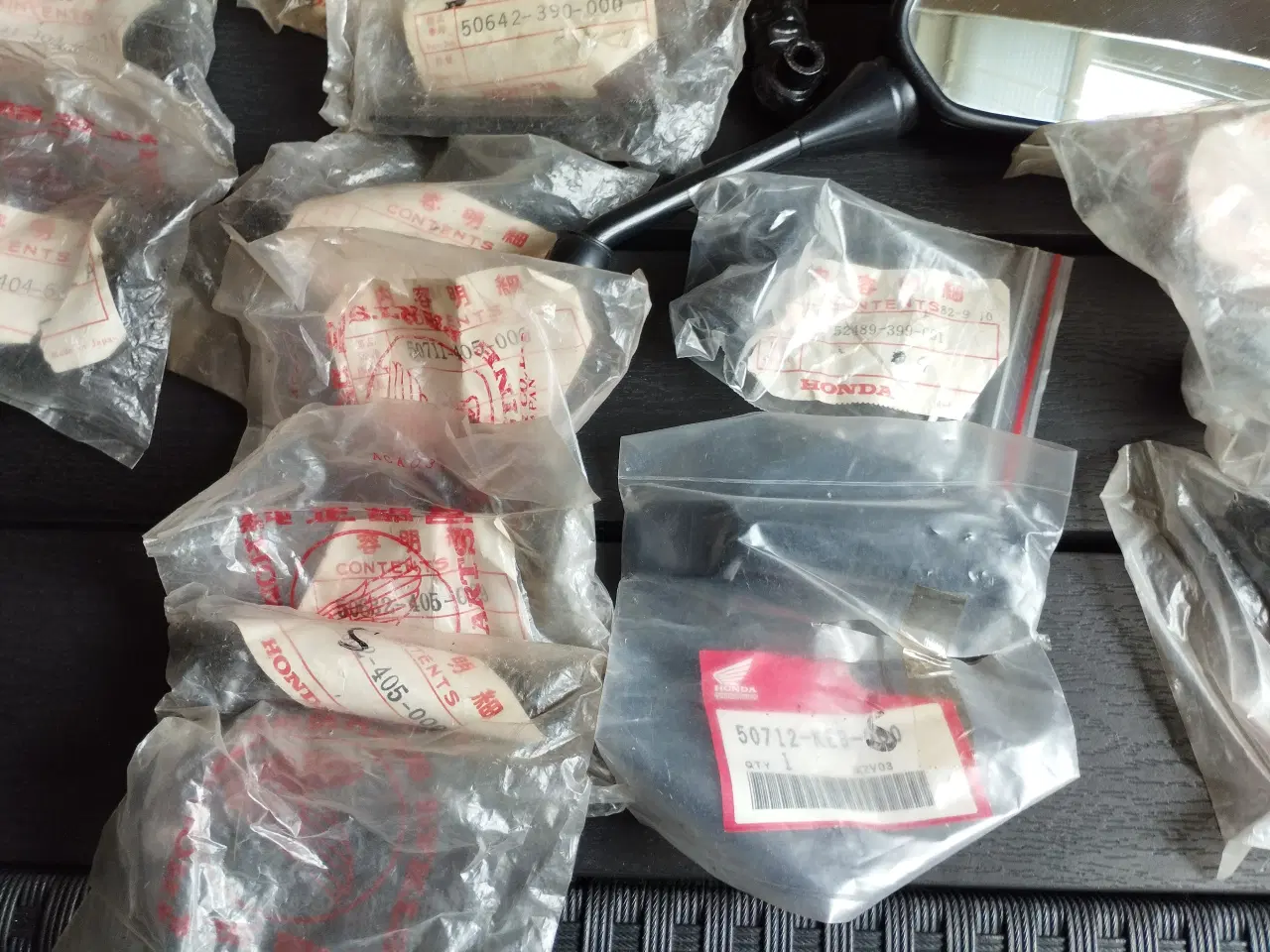 Billede 8 - Nye reservedele til Honda M.C. (4) ( se %)