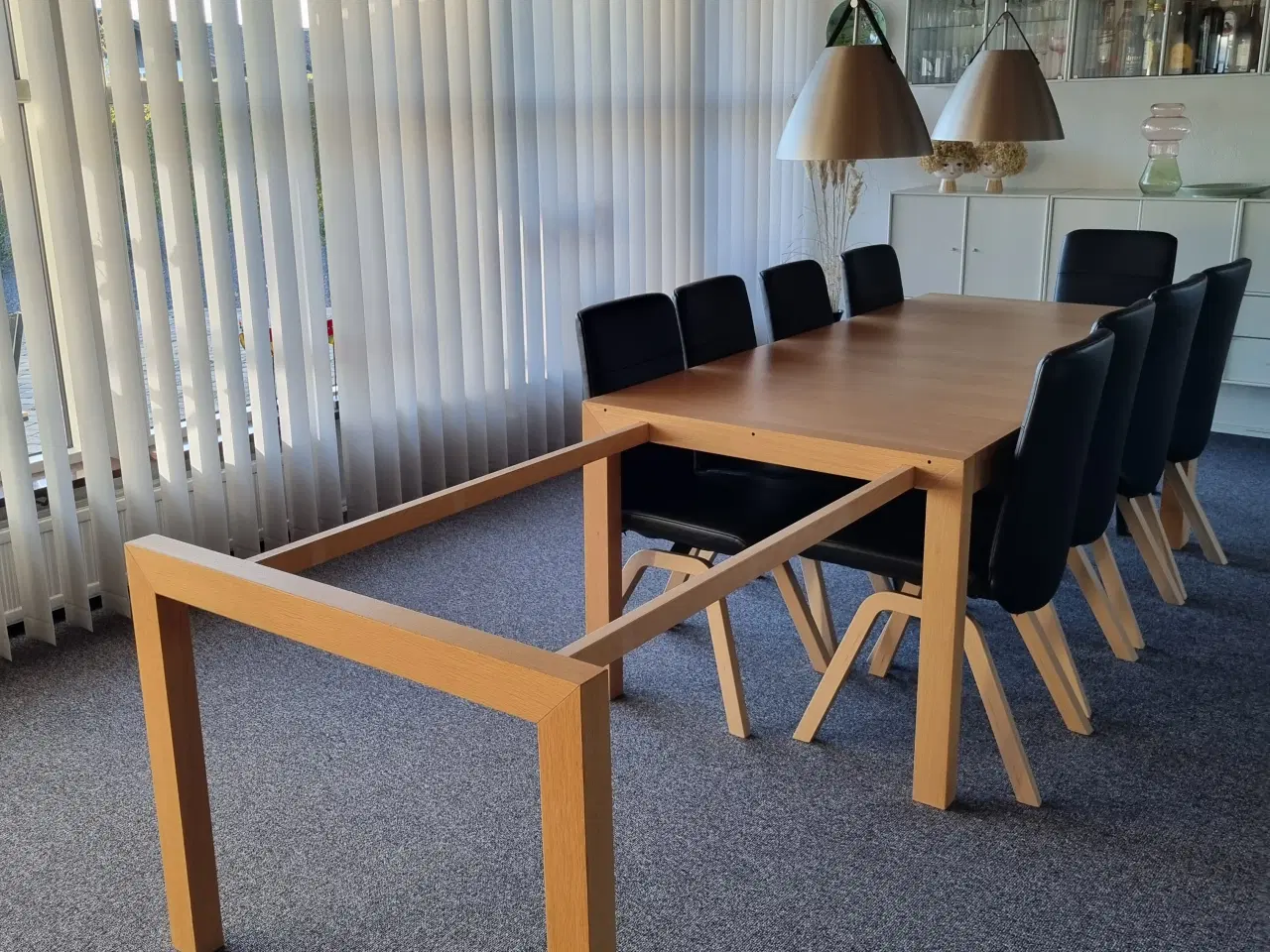 Billede 3 - Spisebord med tillægsplader