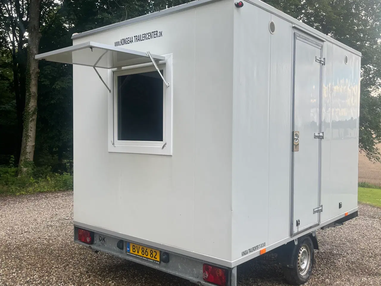 Billede 1 - Titel: New Line 3212 SP Skurvogn – 4 pers. spisepl