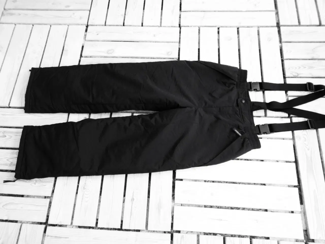 Billede 4 - Skibukser NYE Kilmanock str. S