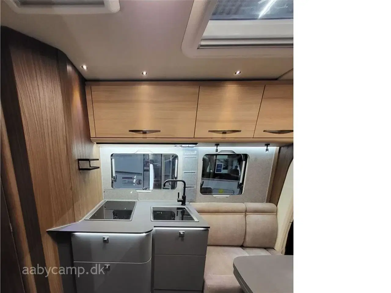 Billede 9 - 2025 - Euramobil Profila T726 EF   Luksus Delintegreret Camper på Mercedes 4500 kg, 170 HK