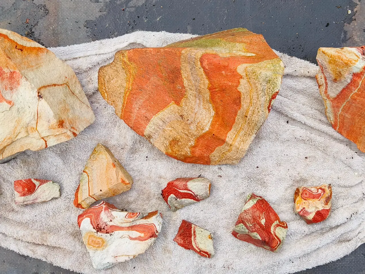 Billede 2 - Flotte akvarie pynte sten