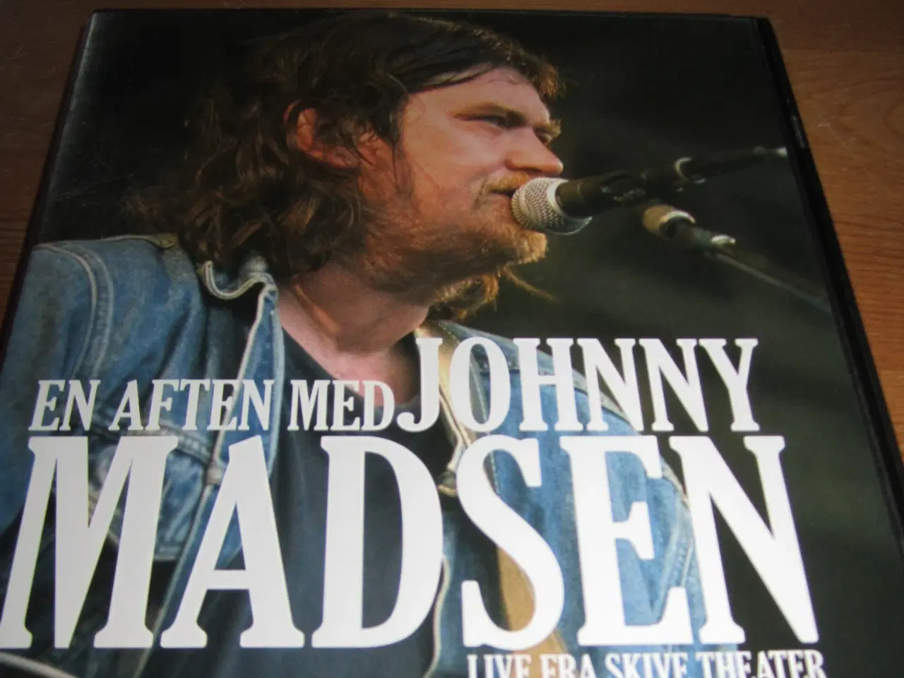 Billede 1 - En aften med JOHNNY MADSEN. Dvd.