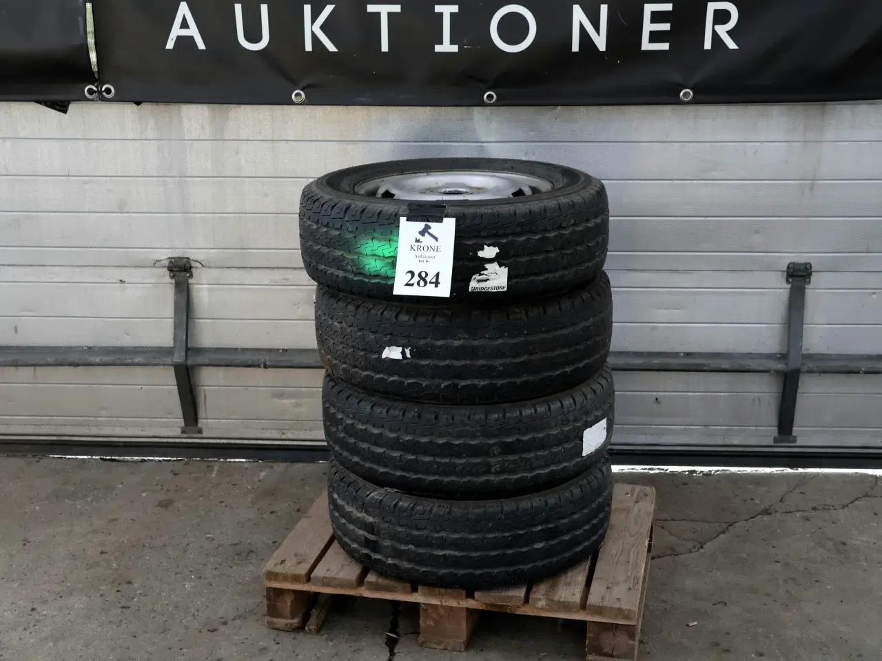 Billede 1 - 4 Stk Varevognsdæk /fælge (Ford transit) /R15