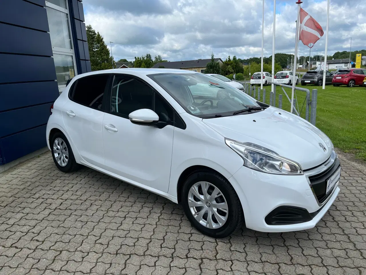 Billede 7 - Peugeot 208 1,6 BlueHDi Envy 100HK 5d