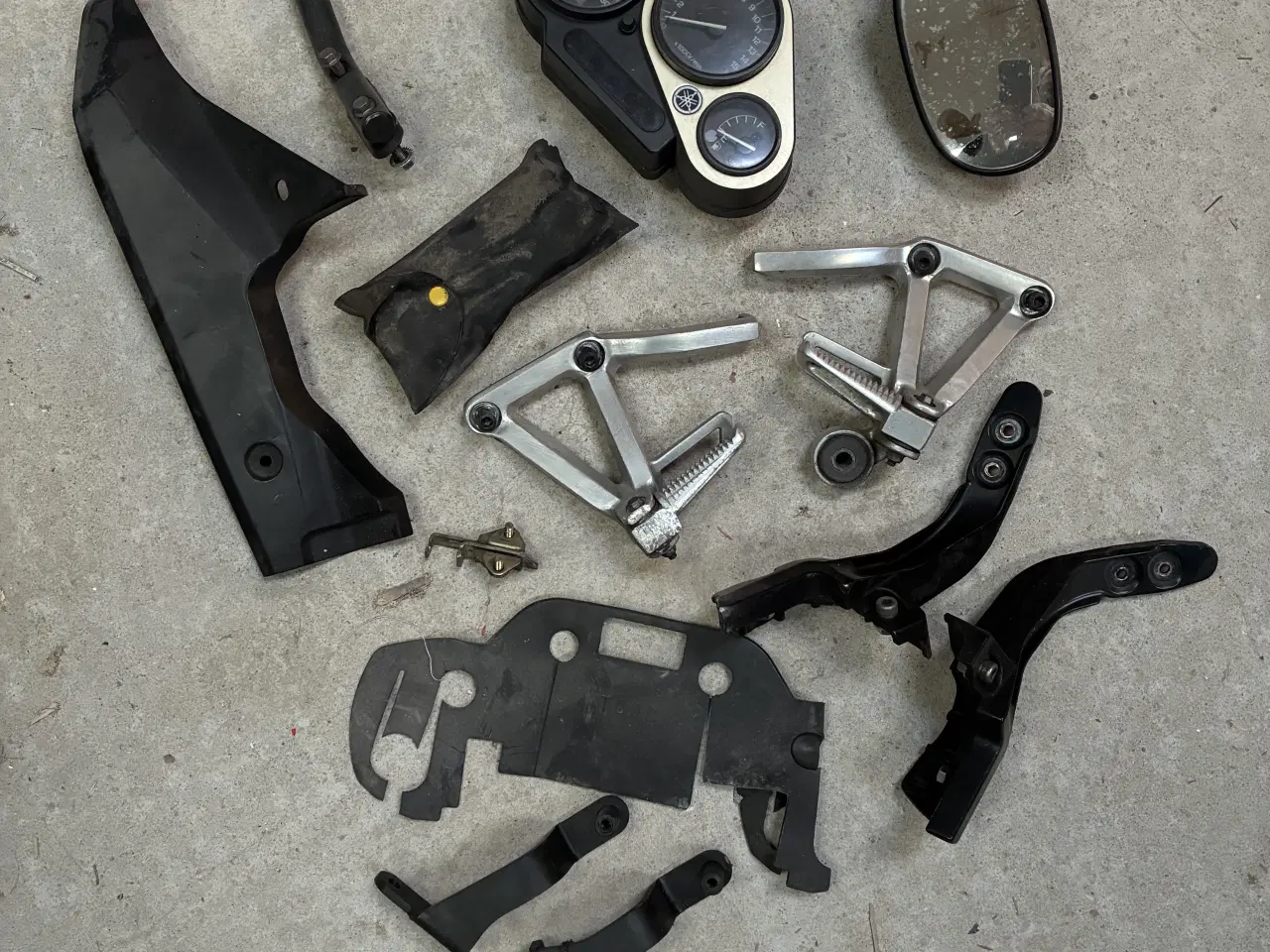 Billede 9 - Yamaha FZS 600 Fazer diverse dele