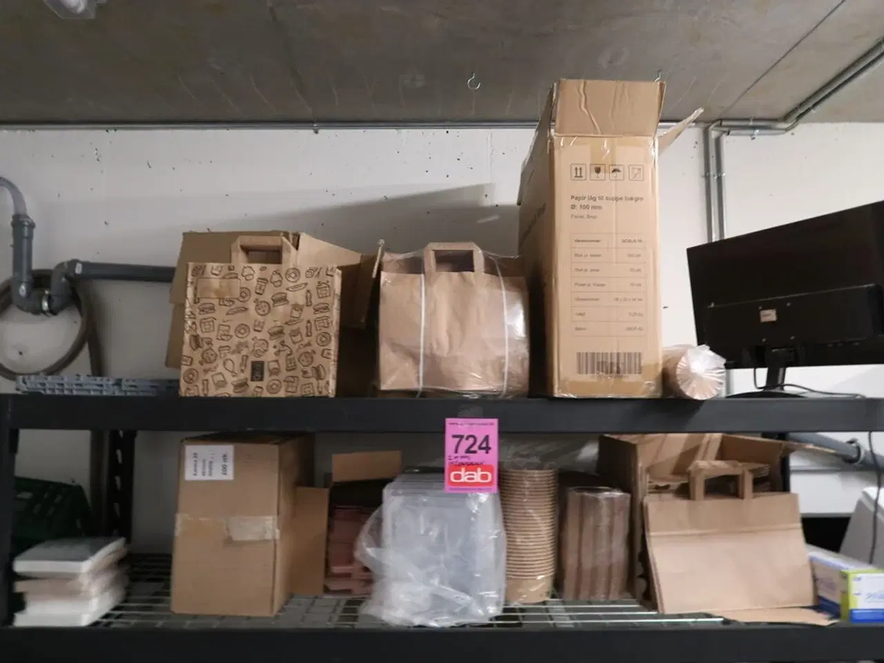 Billede 1 - Stort parti emballage - tøm 2 hylder