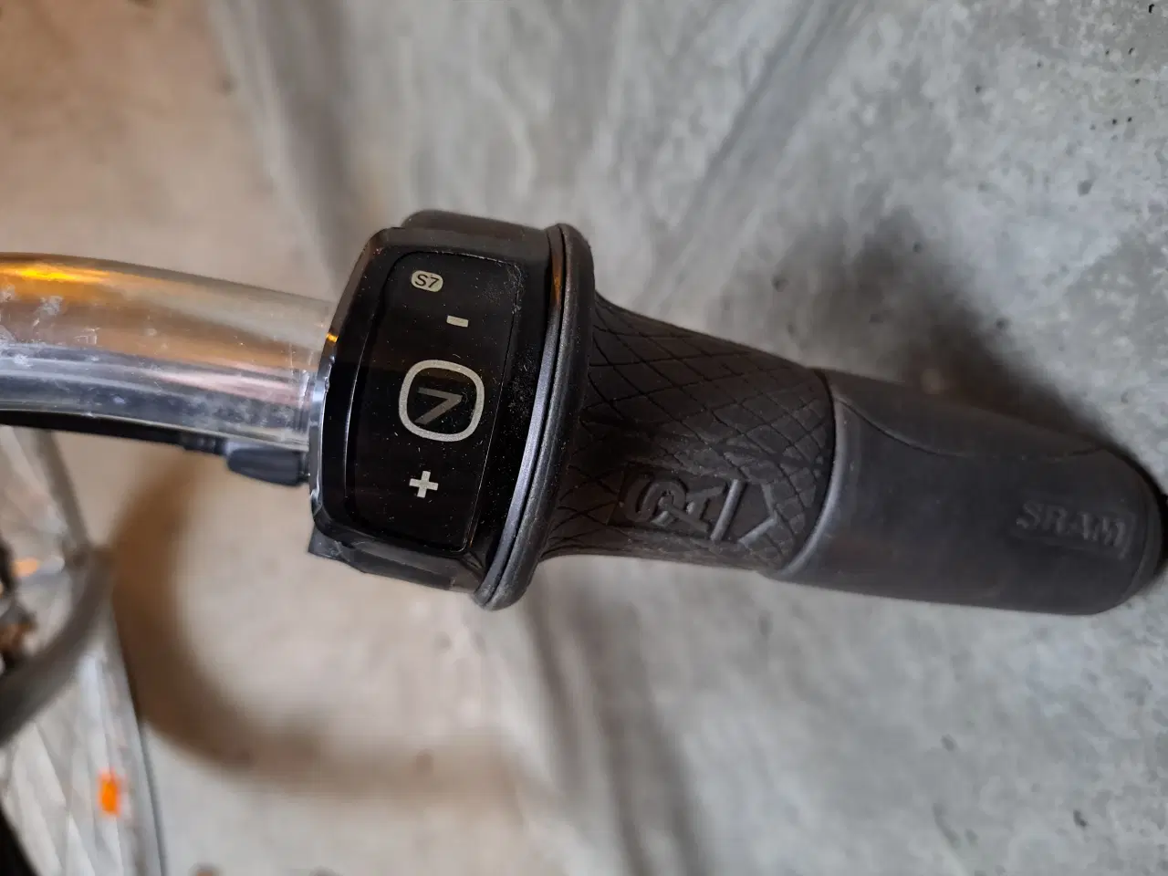 Billede 3 - Cykel dame / grå – 28 tommer