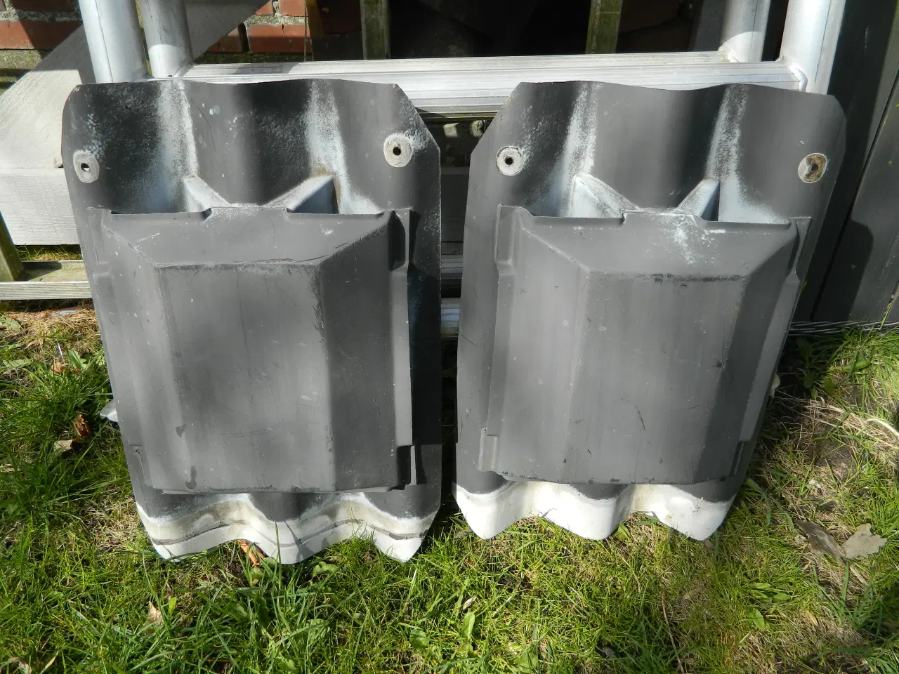 Billede 3 -  B6 Ventilationshætte til tagflade, sort.