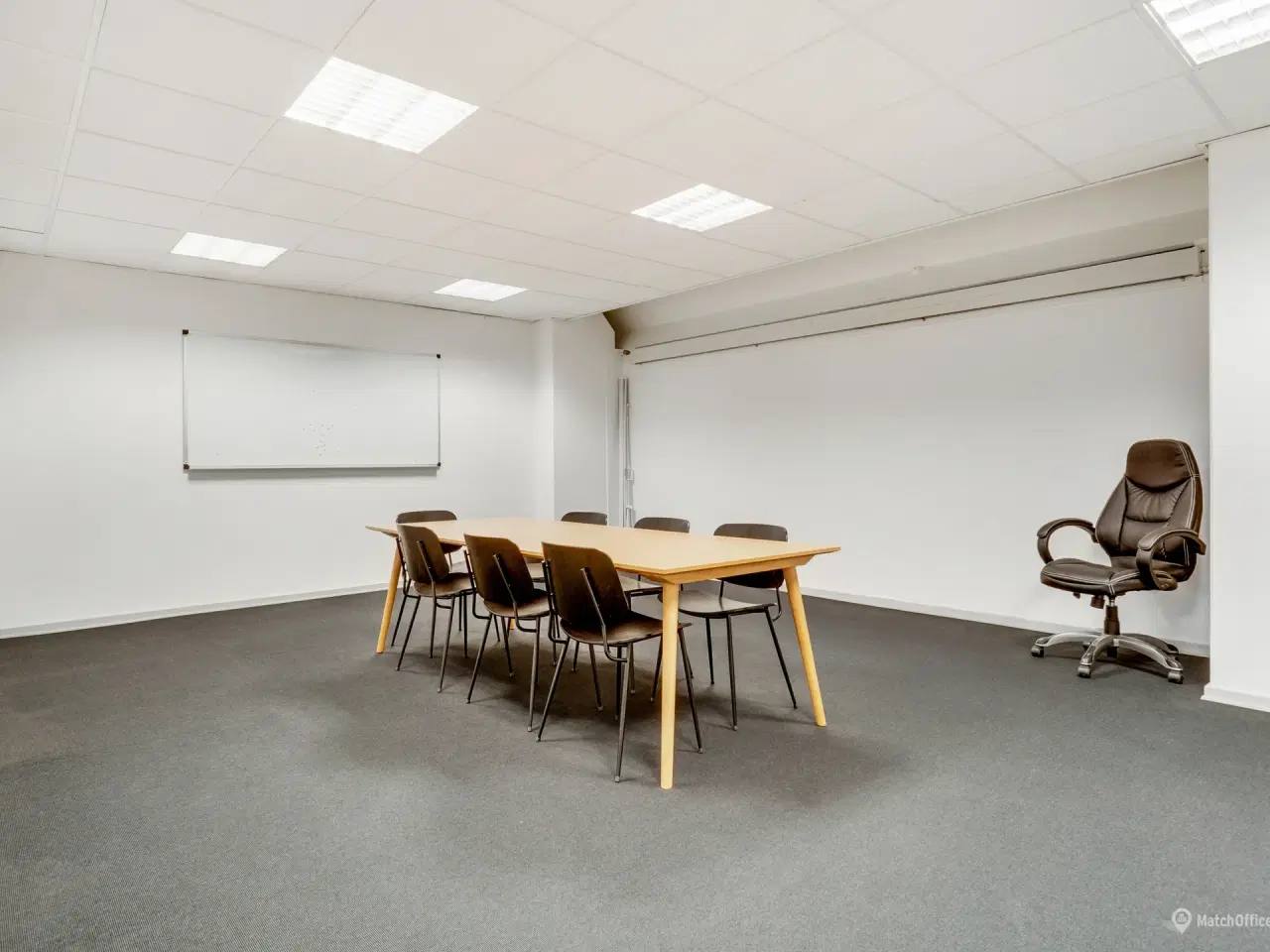 Billede 8 - Lyst og funktionelt kontorlokale tæt på offentlig transport og motorvej
