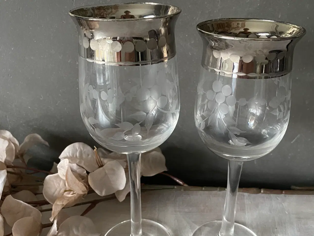 Billede 2 - Rød- og hvIdvins glas Lene Bjerre