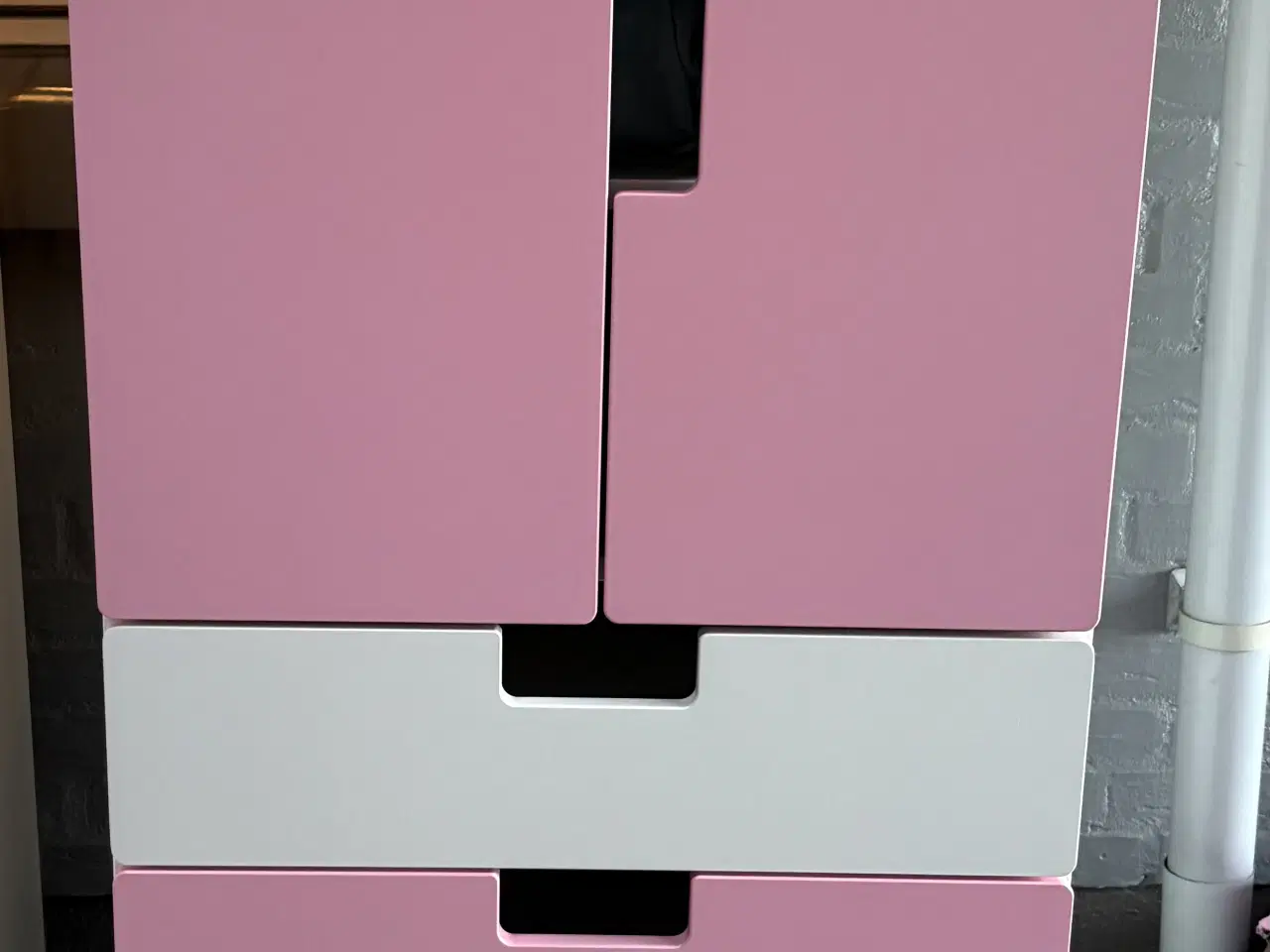 Billede 1 - Ikea skab