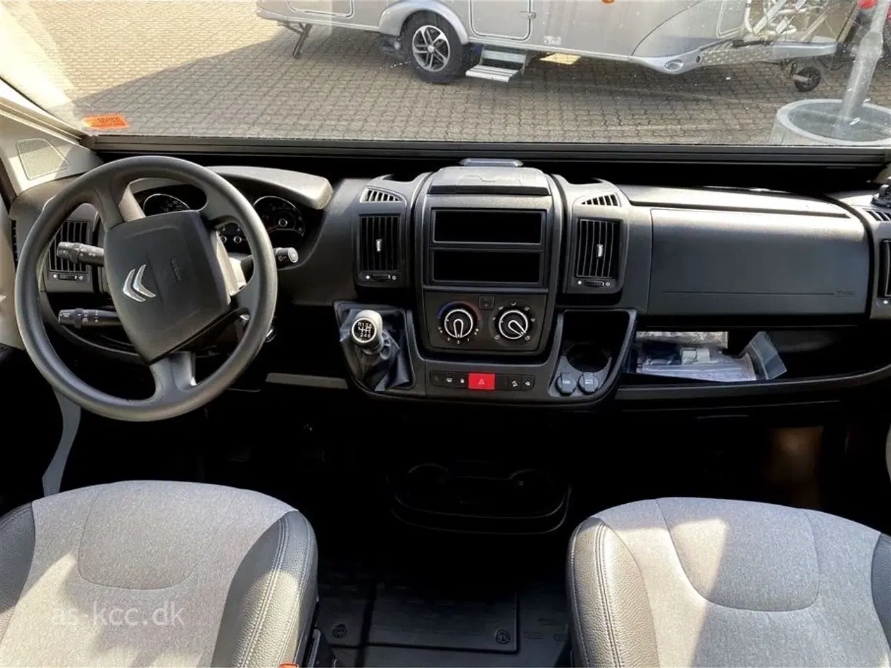 Billede 9 - 2024 - Sun Living V 65 SL   Flot Sun Living V 65 SL med 2 Enkelt senge.