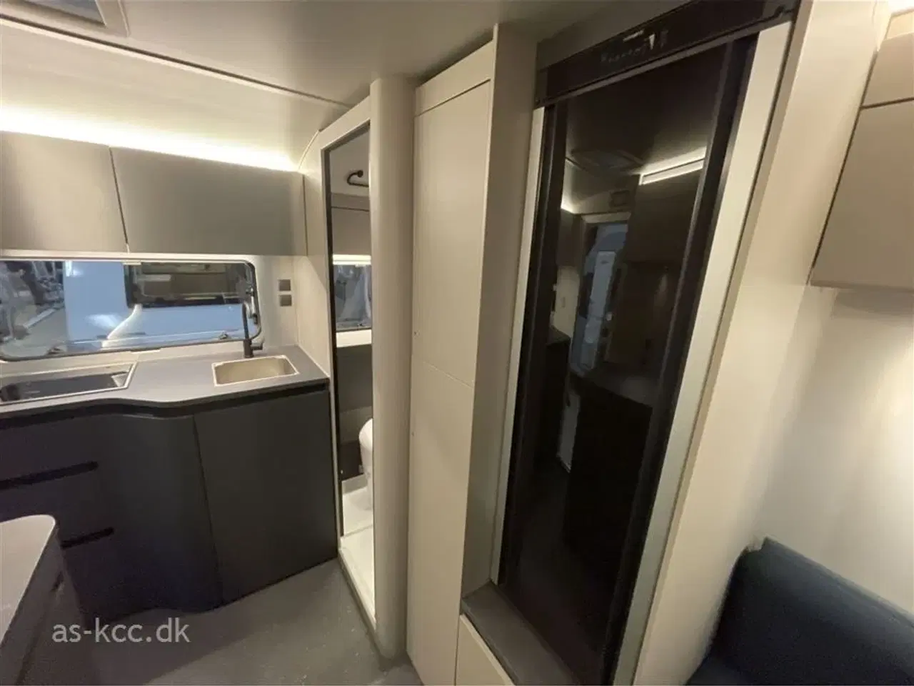 Billede 6 - 2026 - Adria Action 391 LH Sport   Adria Action 391 LH SPORT Inkl. Soundbar kr. 2.749,- er lagt i prisen