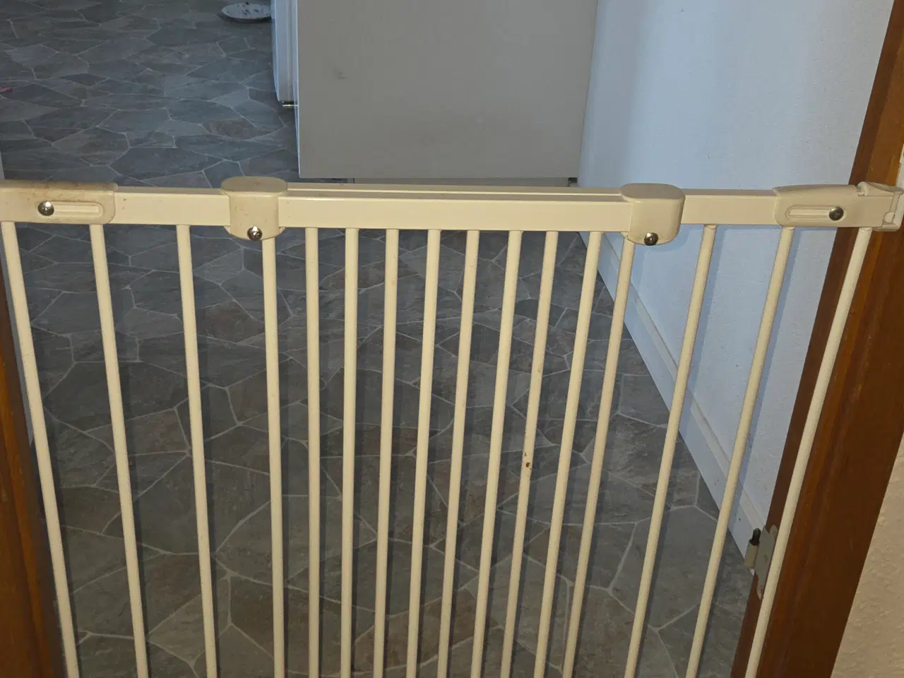 Billede 1 - Børnegitter mål 79x73