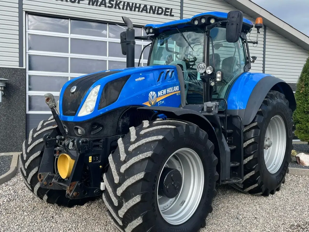 Billede 2 - New Holland T7.315 HD med frontlift og front PTO.