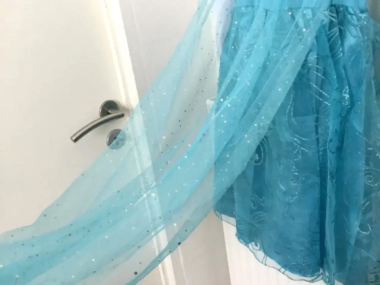 Billede 7 - Frost kjole + slør med Elsa festkjole udklædning