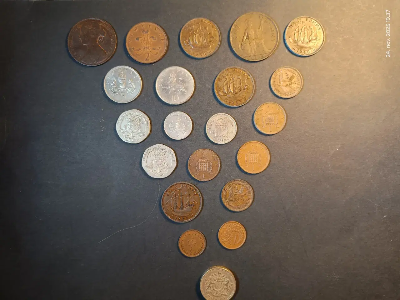 Billede 5 - Lot med engelske mønter inkl. den omtalte 1 pound