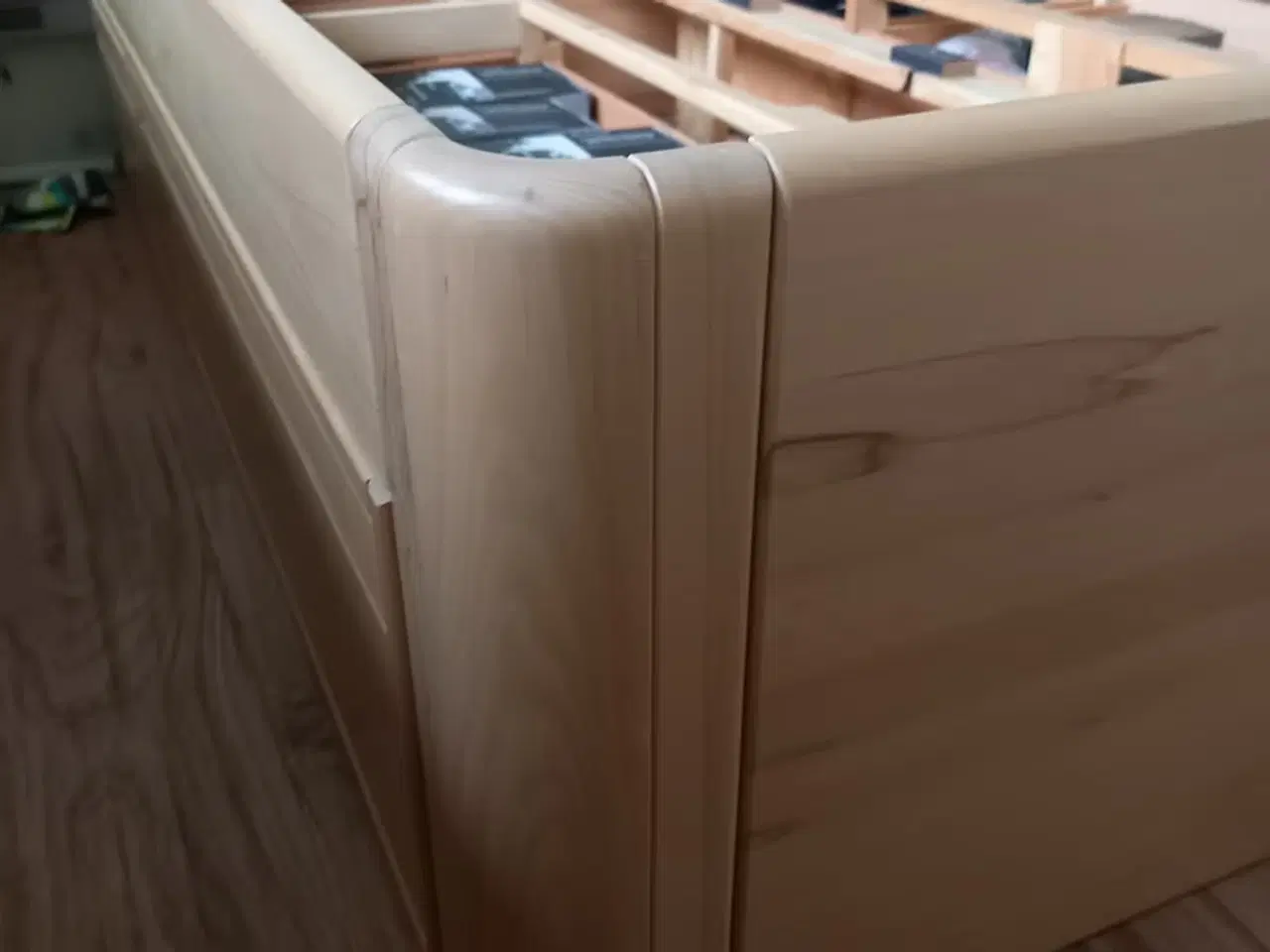 Billede 3 - Jabo dobbeltseng med elevation og skuffer