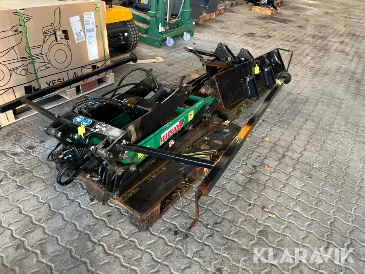 Billede 2 - Frontlæsser med skovl og gafler Bonatti CP2