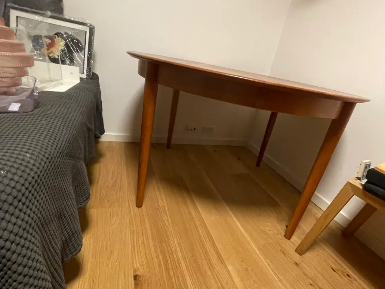 Billede 3 - Spisebord med plader i teaktræ Skovby