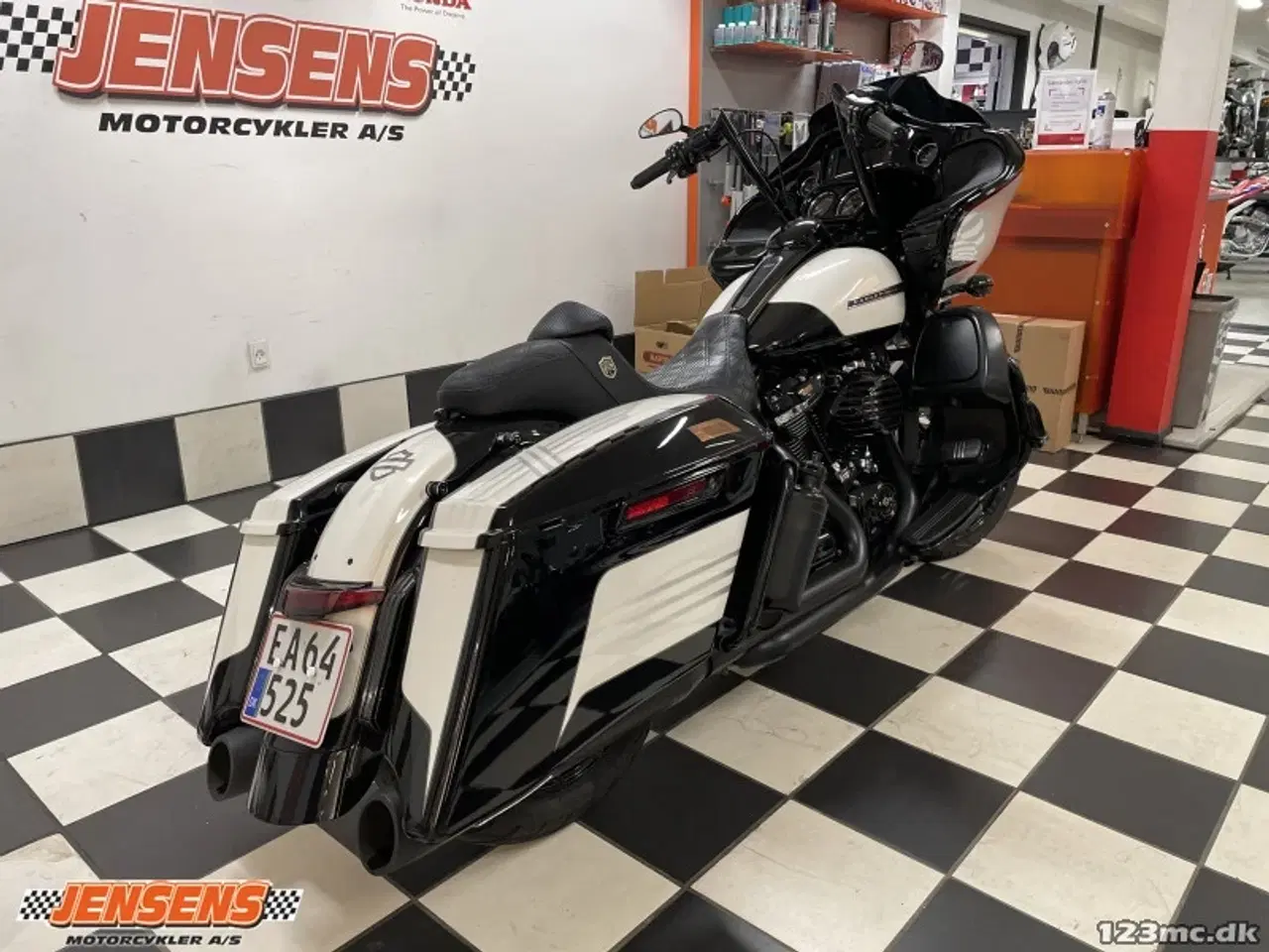 Billede 6 - Harley-Davidson FLHTRU Road Glide Ultra