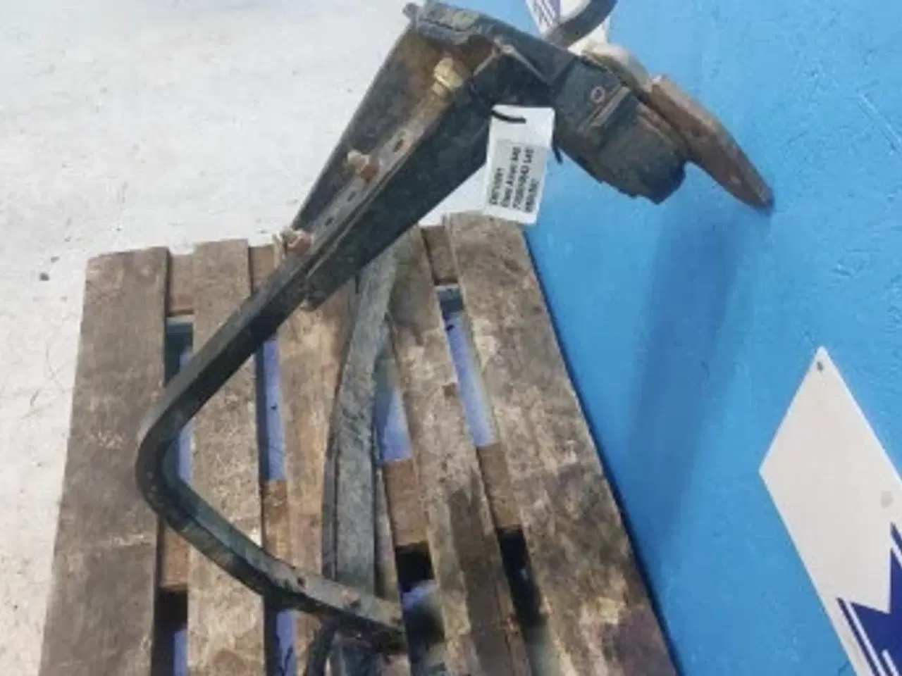 Billede 5 - Claas Axion 840 Stænkskærmsstøtte Venstre 7700074543