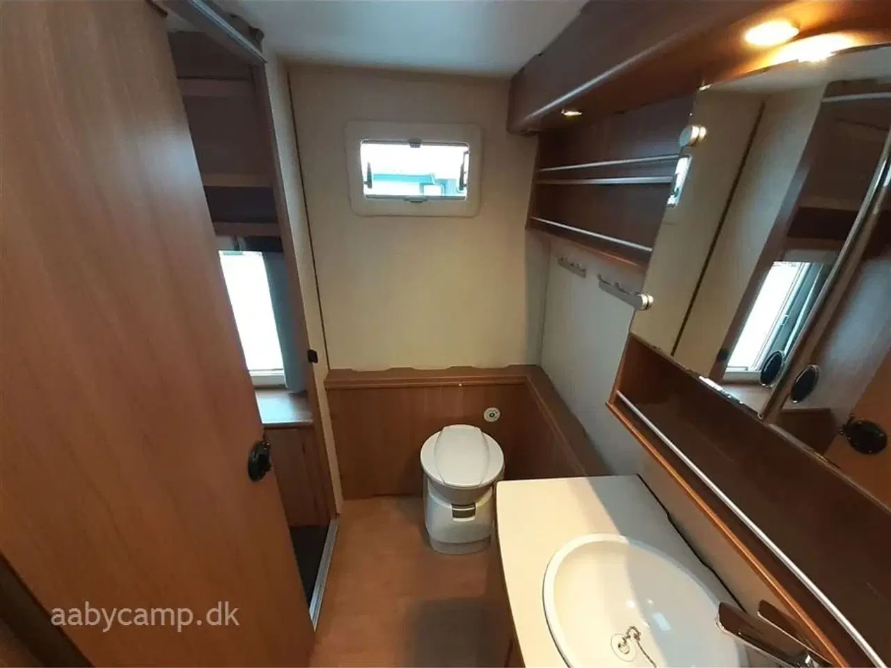 Billede 12 - 2010 - Kabe Royal 780   stor og rummelig Campingvogn.