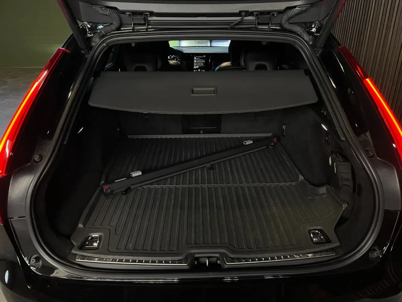 Billede 13 - Volvo V90 2,0 D4 200 R-Design aut.