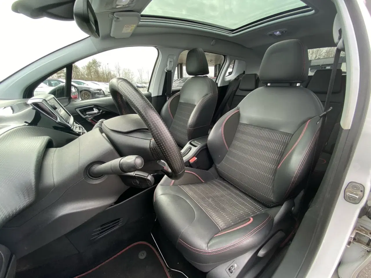 Billede 10 - Peugeot 2008 1,5 BlueHDi GT Line Sky EAT6 120HK 5d 6g Aut.