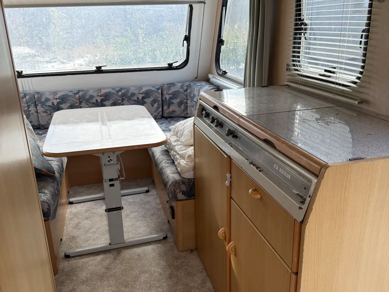 Billede 4 - Ældre Campingvogn – Perfekt til Festival. 