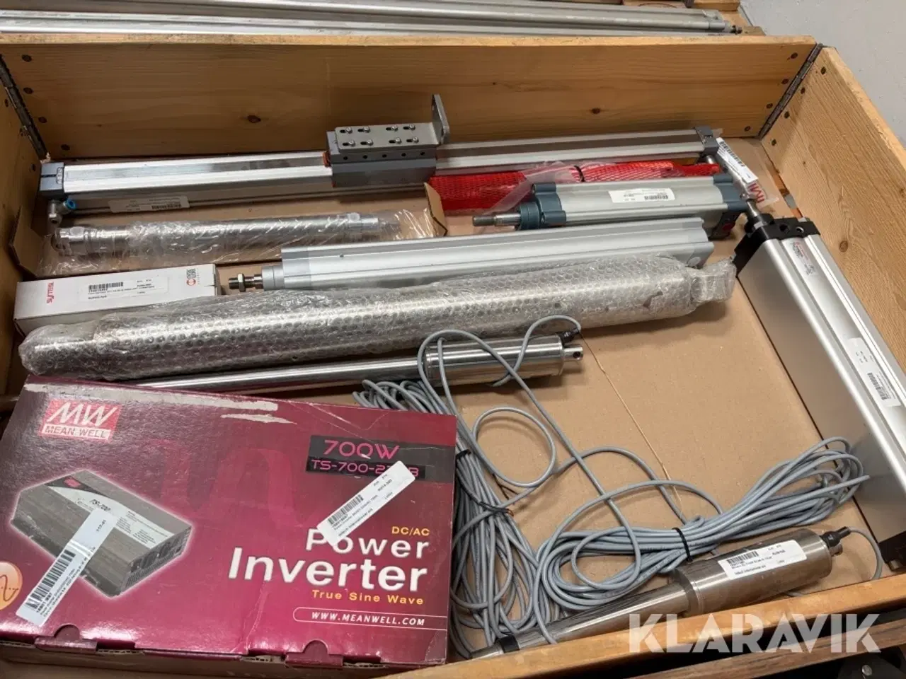 Billede 2 - Lot - aktuator, cylindre og power inverter - 1 palle