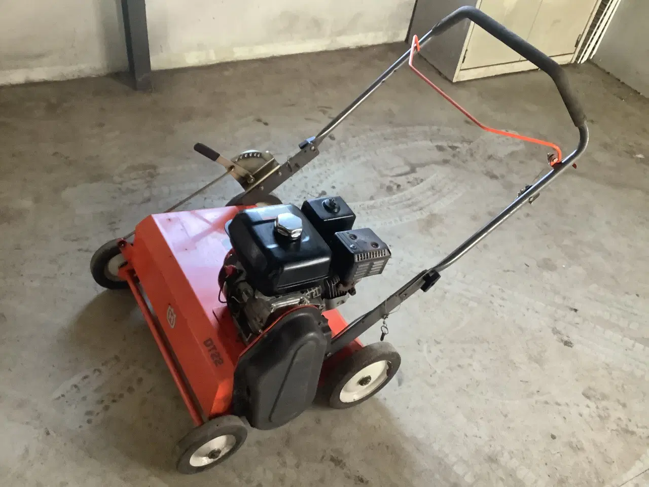 Billede 2 - Husqvarna DT22 Vertikalskærer, plænelufter