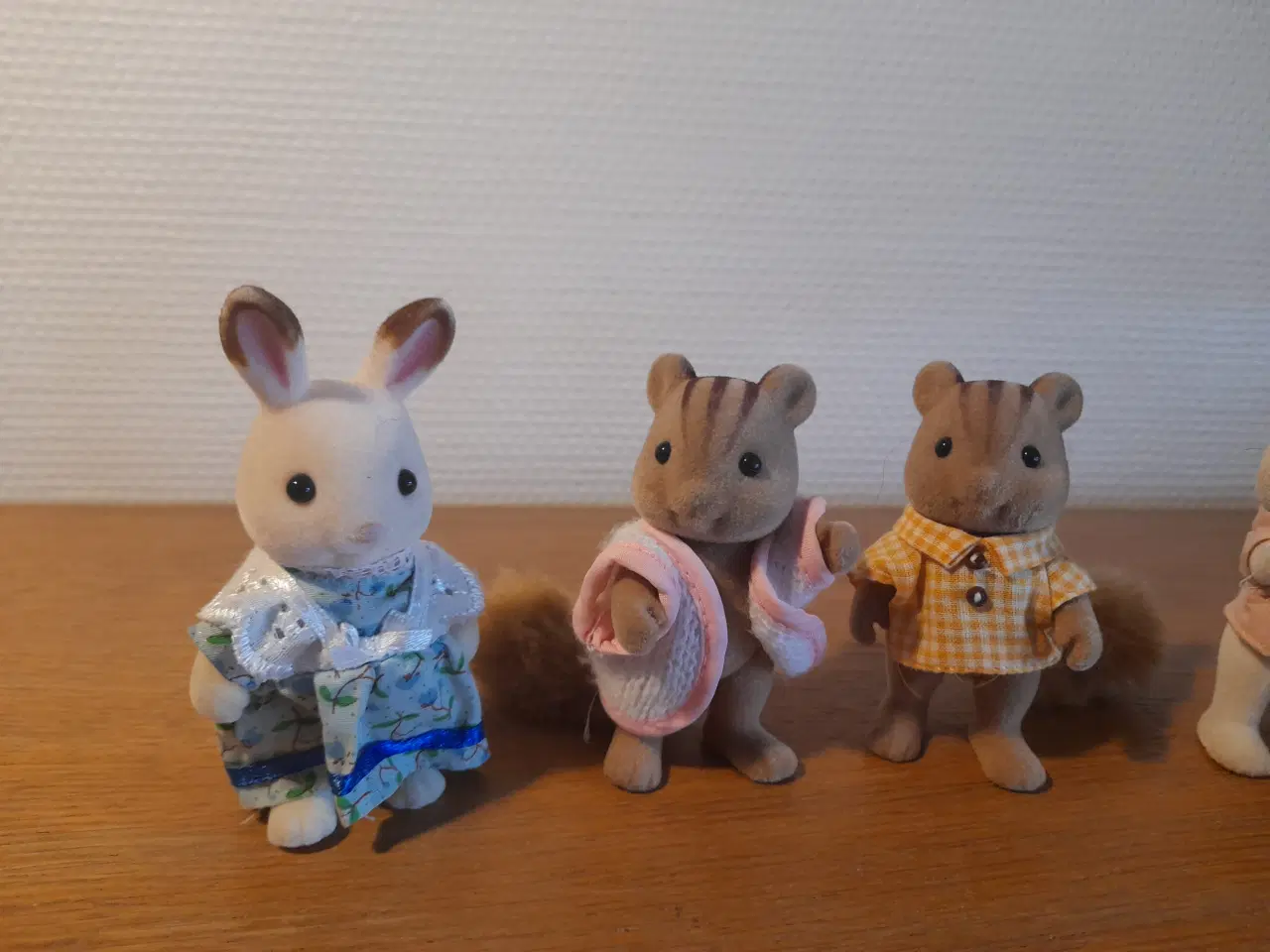 Billede 3 - Sylvanian families 5 figurer