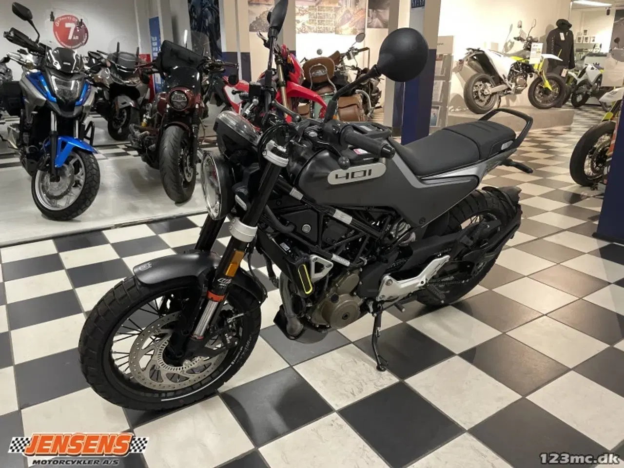 Billede 3 - Husqvarna Svartpilen 401