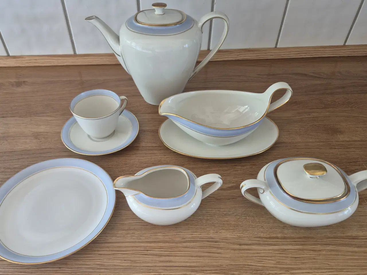 Billede 1 - Porcelæn, Spise - kaffestel, Fredensborg K P M,